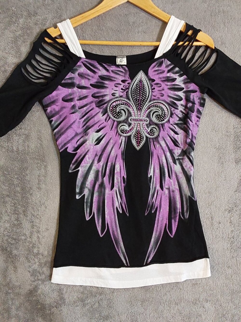 Yanso Juniors Purple Angel Wings Fleur De Lis Graphic Top Cutout Shoulder Short